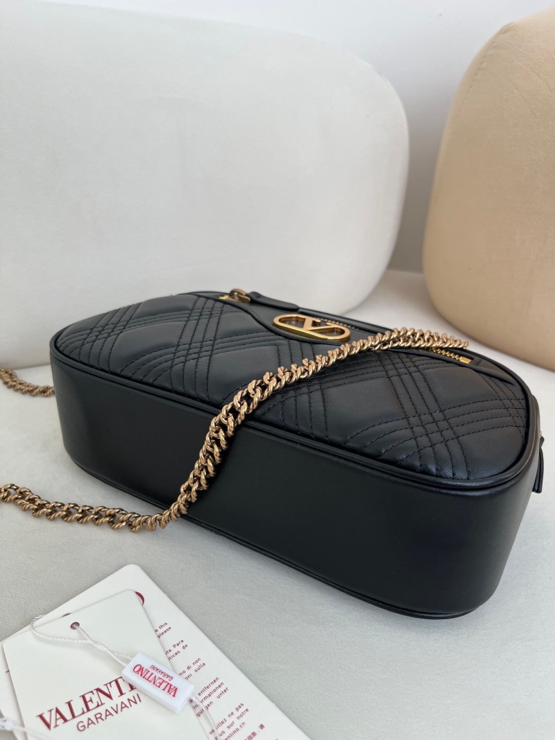 Va1e*ntin0 satchel bag